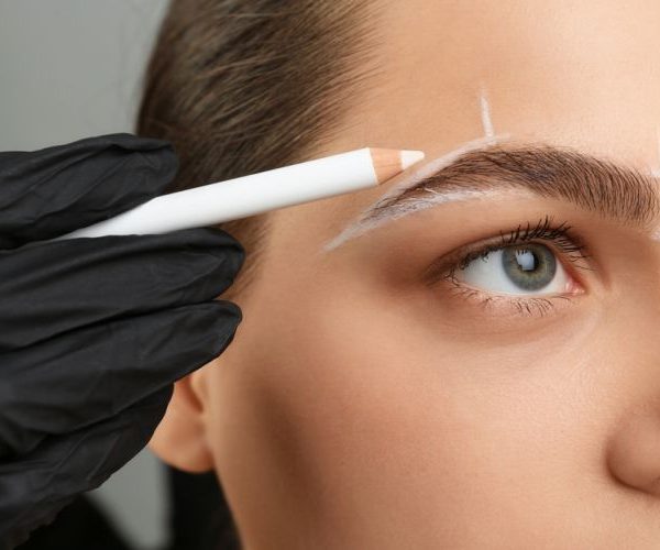 کاشت ابرو با موی دیگران