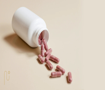 Side-effects-of-using-Hirvit-tablets-after-hair-transplantation عوارض استفاده از قرص هیرویت بعد از کاشت مو